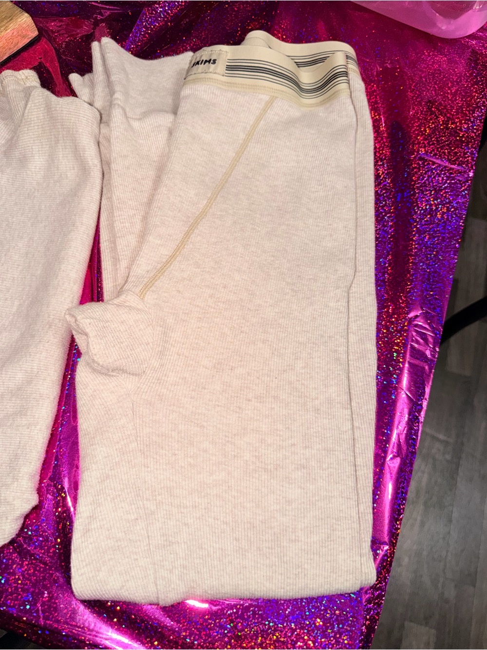 Skims legging set medium 🩷🫶 - Picture 2 of 4